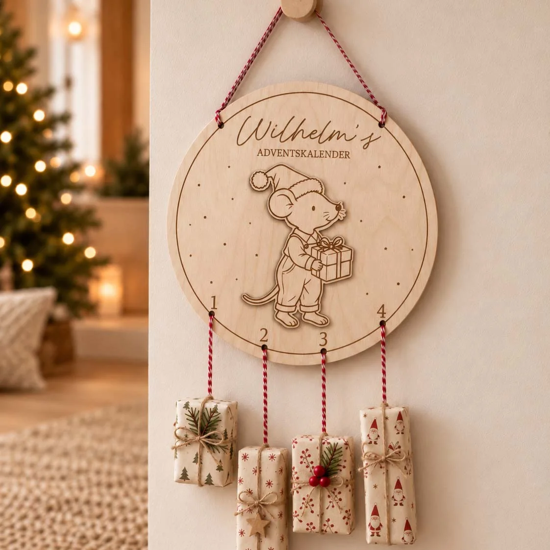 Personlig adventskalender i træ med navn – til dreng